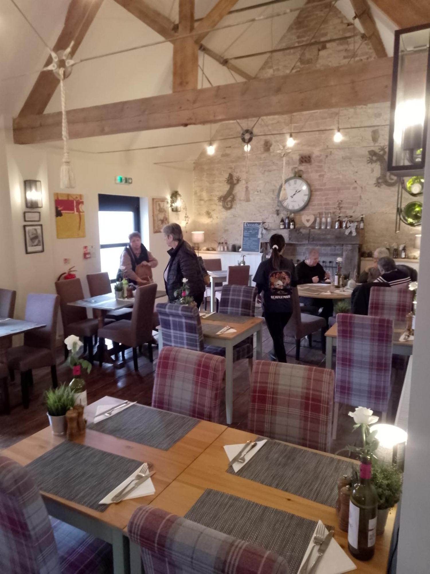 Sanctuary Inn Bolsover Exteriér fotografie